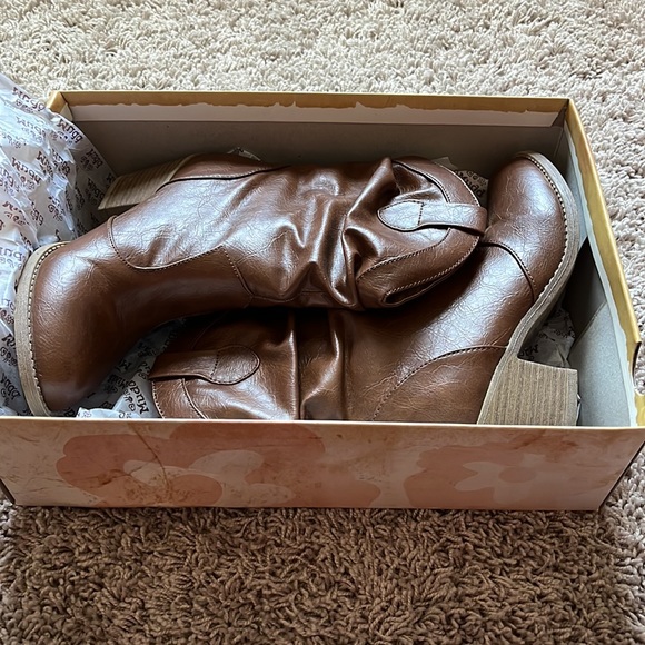 Mudd MD Weston Cognac boots - Picture 6 of 8